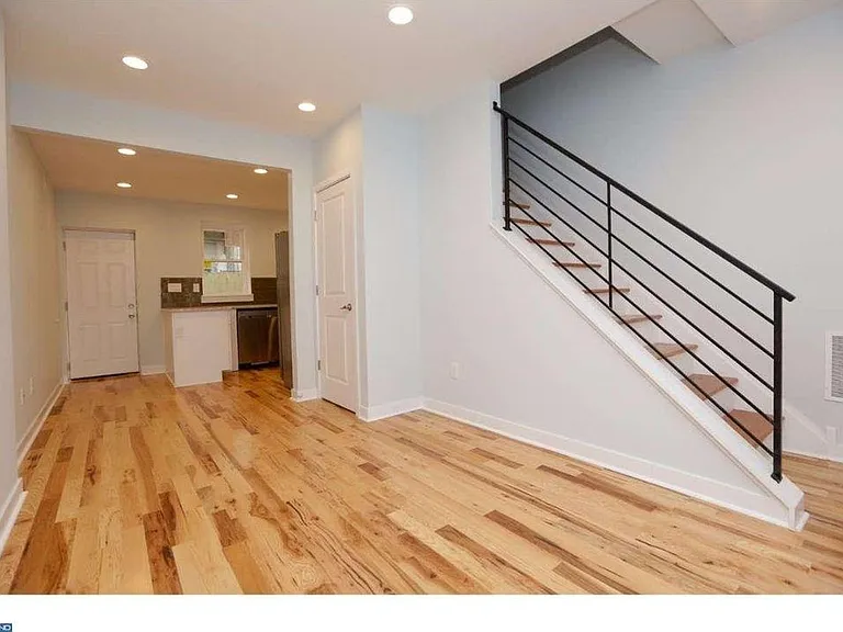 1247 N Dover St — Photo 5