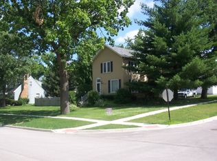 331 E Jefferson Ave, Hampshire, IL