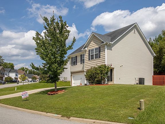 4th image of 861 Tyler Woods Dr