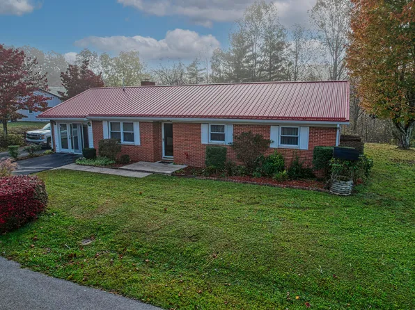 293 Keeton Ave, West Liberty, KY 41472