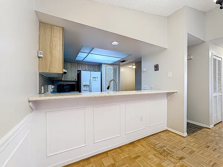 3033 Dunhill Dr — Photo 5