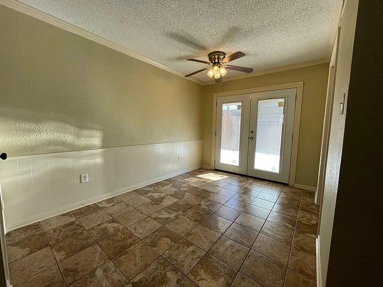 526 E Orange St #3 — Photo 2