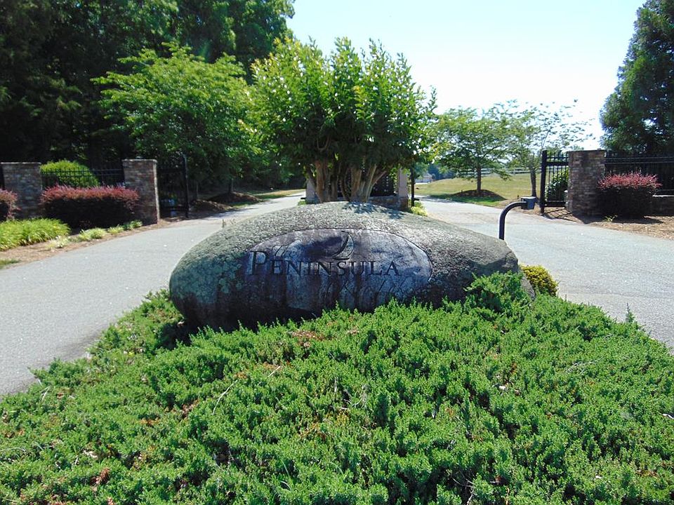 1st image of 5 Waterstone Ln
