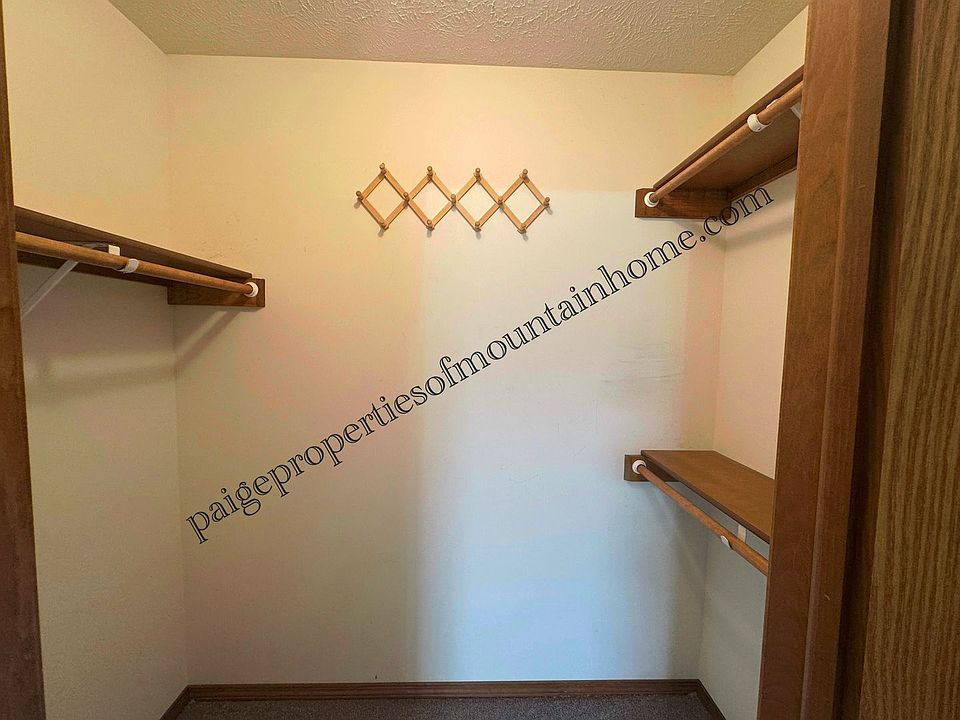 1st image of 313 Bomber Blvd