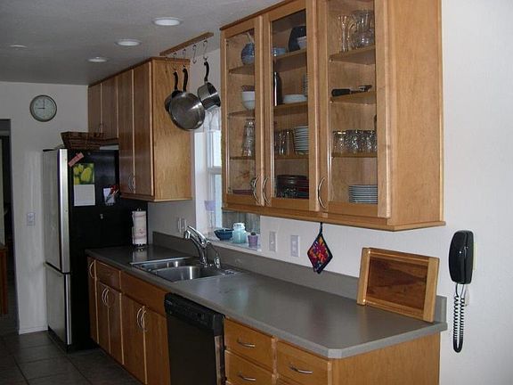 4th image of 1007 Silcox Branch Cir