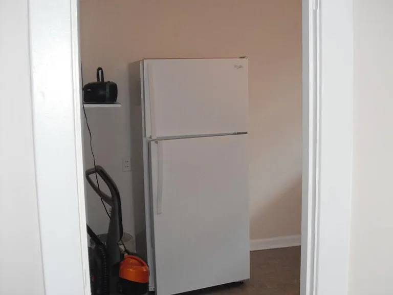 N Whittier Pl — Photo 11