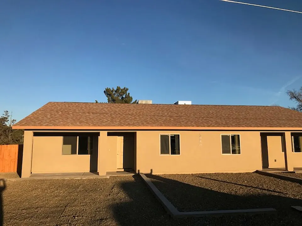 3940 E Yuma Dr