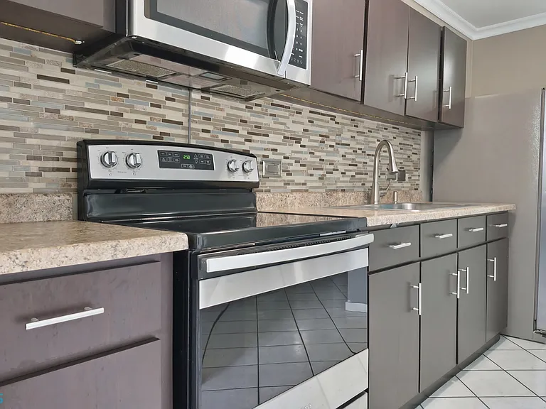 210 Avenue Trio Vegabajeno #886 — Photo 5