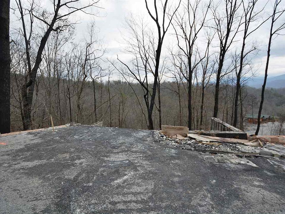 1st image of 788 Mountain Stream Way