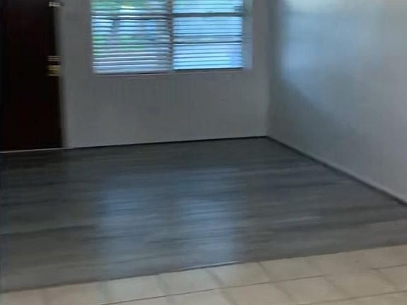 2nd image of 260 Pimlico Way
