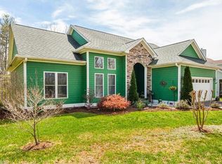 71 Noble Rd, Fairview, NC 28730