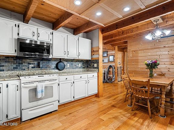 11th image of this home