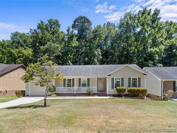 1862 Swann St, Fayetteville, NC 28303