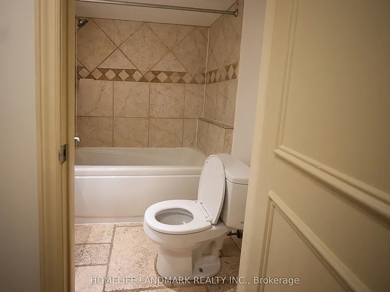 138 Newton Dr — Photo 38