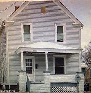 1st image of 225 Wooster St