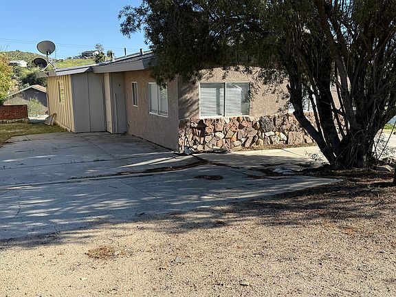 3rd image of 28150 West Dr