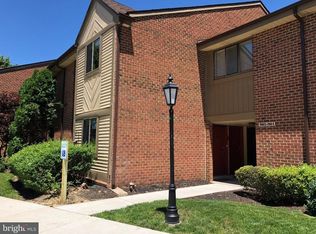 903B Cypress Point Cir, Mount Laurel, NJ 08054