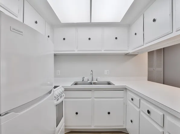 699 Wetmore Rd, Columbus, OH