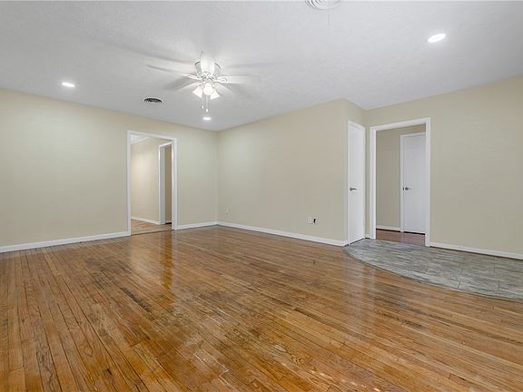 5th image of 103 Redmond Dr