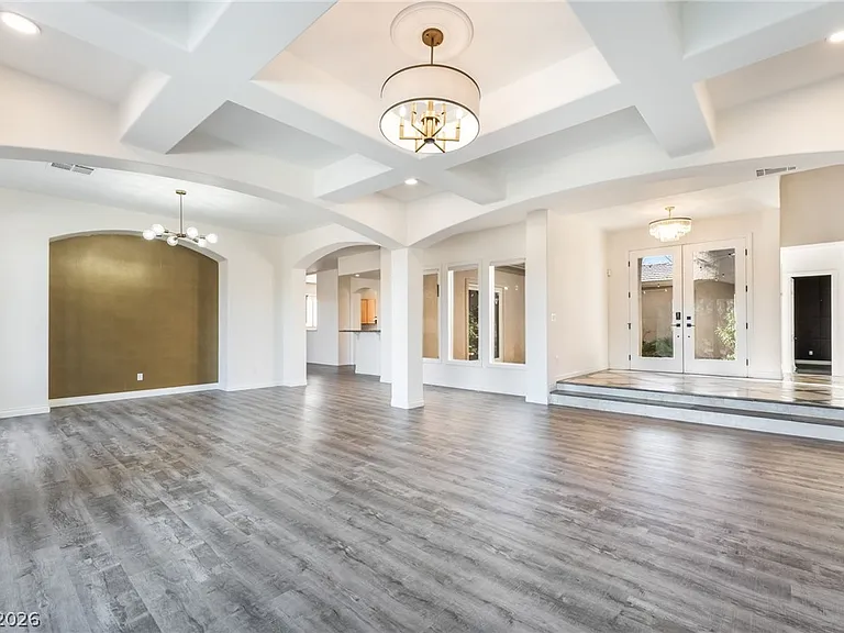 904 Pont Chartrain Dr — Photo 6