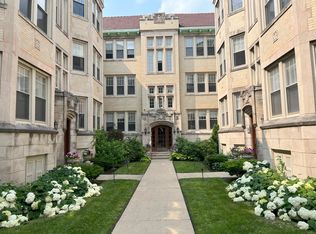 1420 W Lunt Ave #33, Chicago, IL 60626