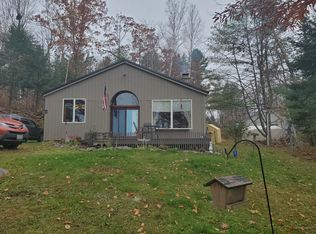 18 Luckman Rd, Saint Albans, ME 04971