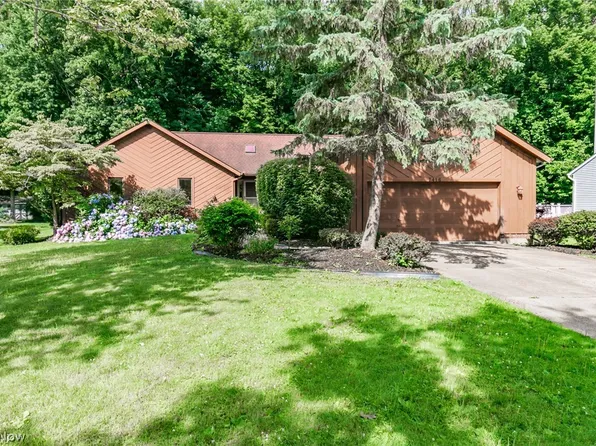 7416 Rockwell Ct, Mentor, OH 44060