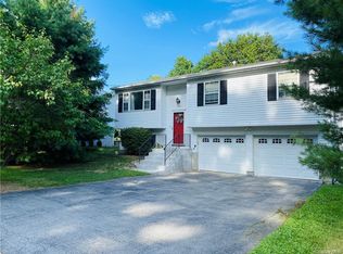550 High St, Monroe, NY 10950