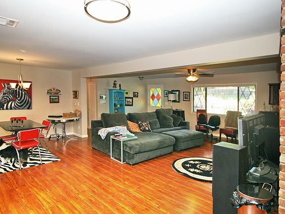 5th image of 4055 Tranquilla Ave
