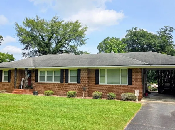 18 Mansfield Dr, Hawkinsville, GA 31036
