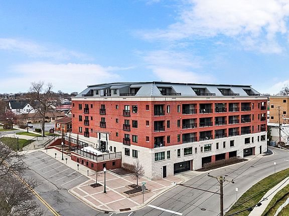 3rd image of 112 Walnut Blvd #Fsl510
