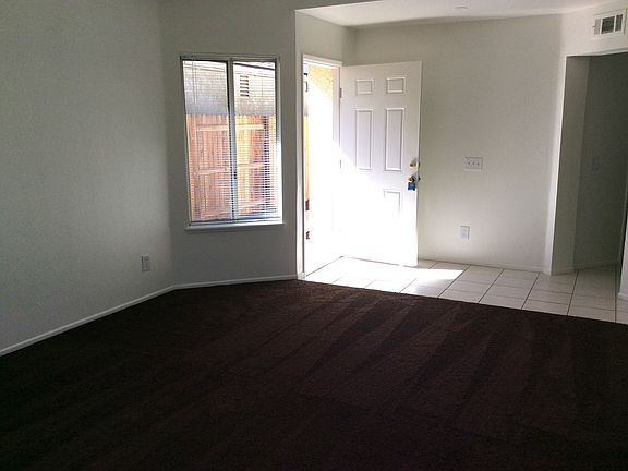3rd image of 37704 Portsmouth Dr