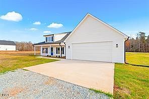 3rd image of 116 Gregorys Grange Dr