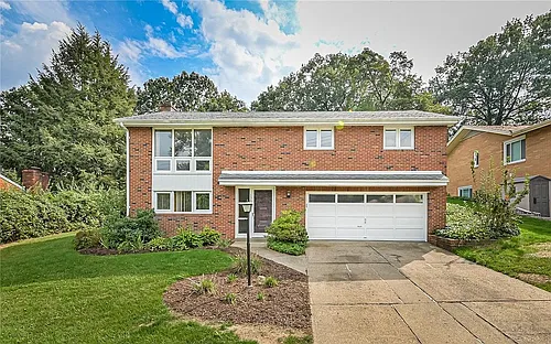 136 Orchard Ave Photo 1