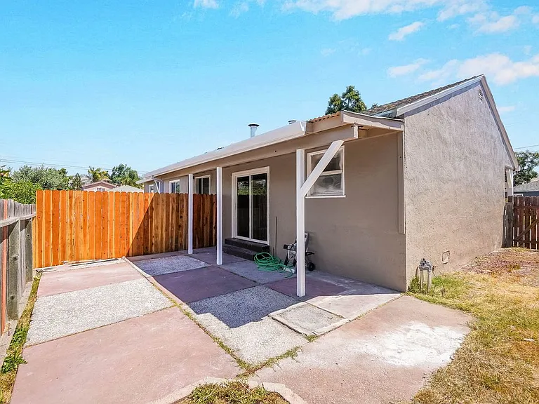 31857 Valley Forge St — Photo 31