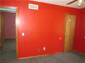 5th image of 5322 SE North Lakeshore Dr