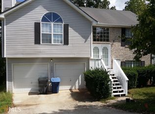 1172 Misty Meadows Ln, Hampton, GA 30228