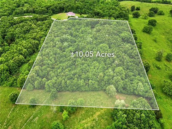 (undisclosed Address), Green Forest, AR 72638