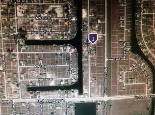 207 NW 32nd Pl, Cape Coral, FL 33993