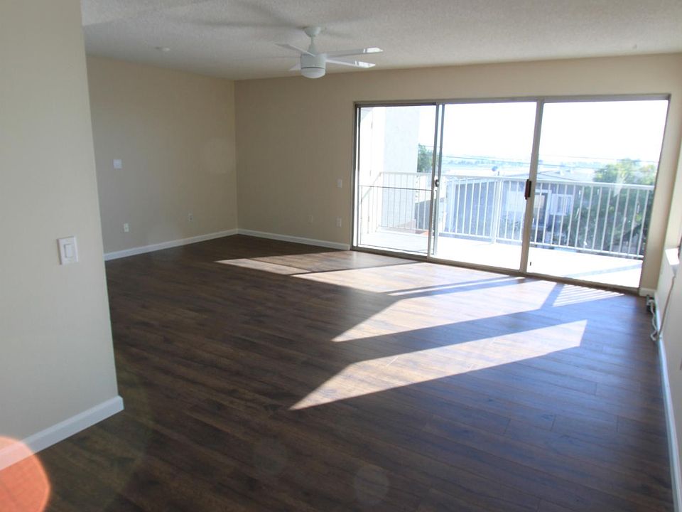 Living room view of Bay and deck
