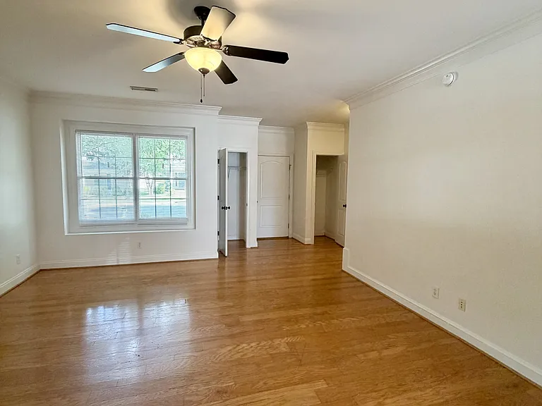508 Capstone Dr #1 — Photo 5