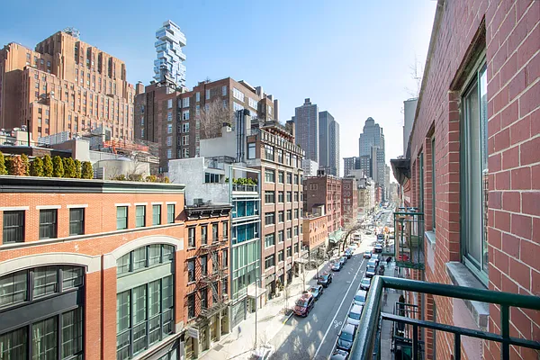 Sold by Brown Harris Stevens | media 15