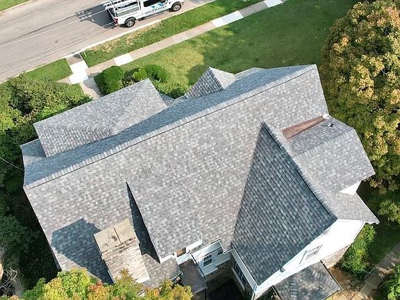 3rd image of 4132 School Ln