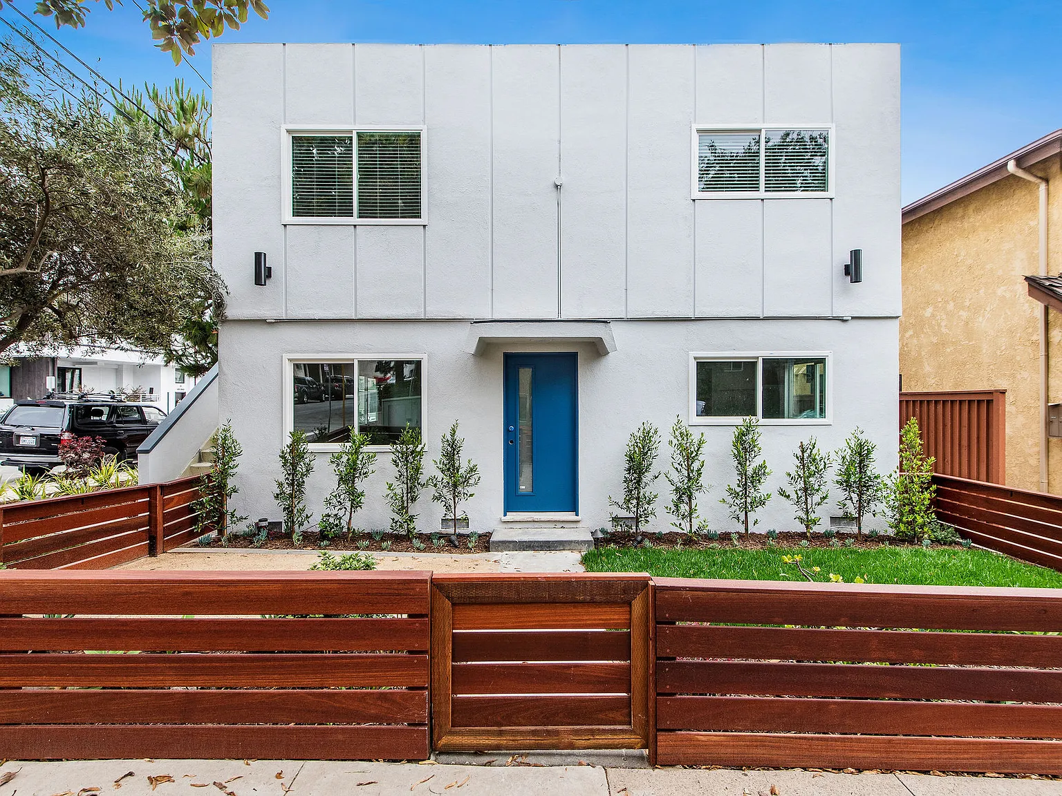411 West Franklin Avenue - 1 — Photo 4