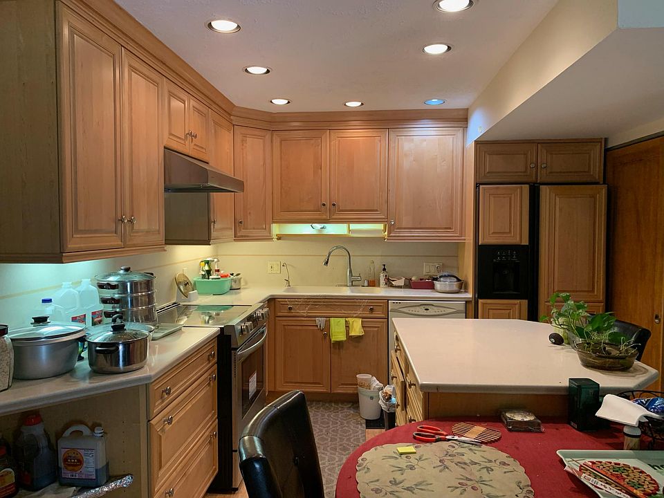 1st image of 125 Connemara Way APT 62