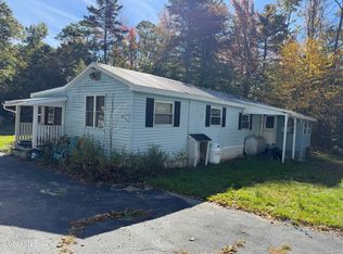 14 Harris Rd, Brant Lake, NY 12815