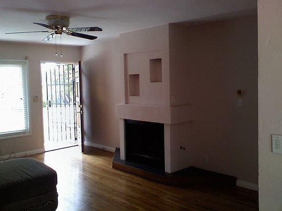 3rd image of 2934 Edell Pl