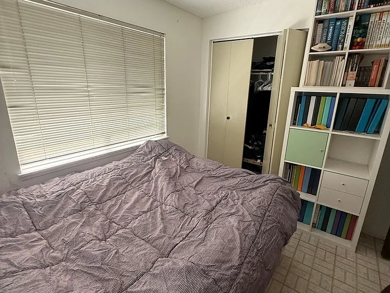 628 Isla Pl — Photo 10