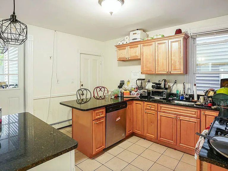 13 Sachem St #1 — Photo 25