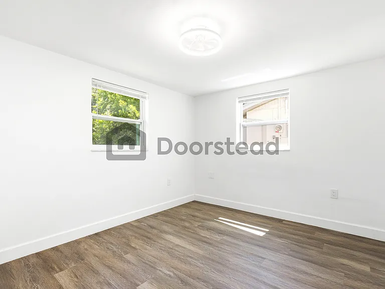 5053 Springland Dr — Photo 21